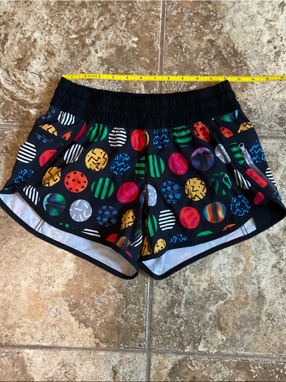 lululemon athletica Black Athletic Shorts with Multicolor Circle Print size 6